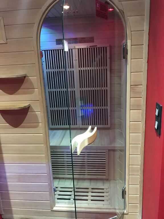 Le Cabaret Vip Spa Lyon Dış mekan fotoğraf